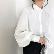 Load image into Gallery viewer, EB Ximena Basic Blouse