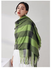 Load image into Gallery viewer, EB Celine Shawl